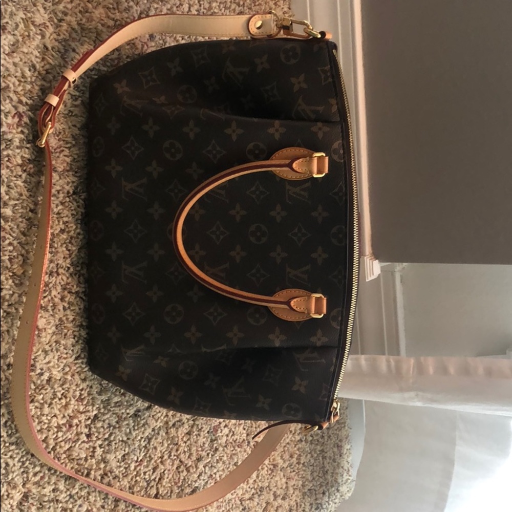 Louis Vuitton Turenne MM